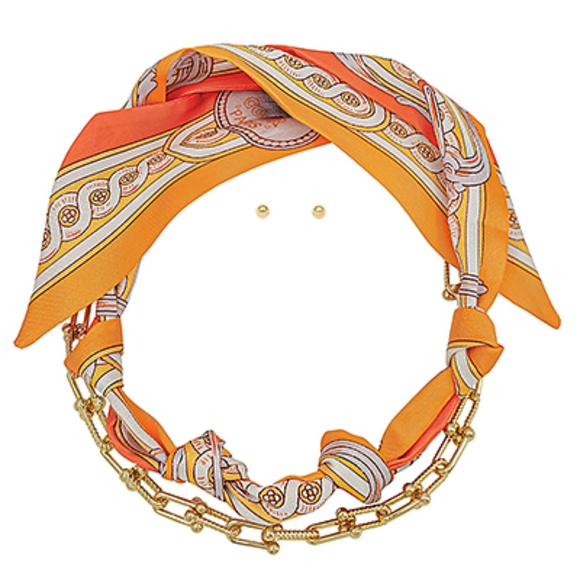 U Chain & Scarf Multi Way Necklace Set - Picture 2 of 3